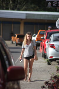 A traveler enjoying a walk through the streets of Boquete, Panama. Discover the best free and low-cost activities this charming mountain town has to offer.